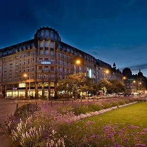 4* Отель Ea Rokoko